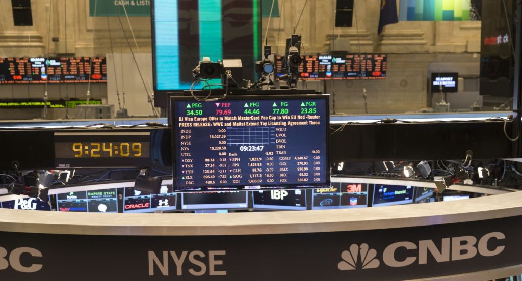 Stocks Settle Lower Ahead of Wednesday’s CPI Report Stocks Settle Lower Ahead of Wednesday’s CPI Report